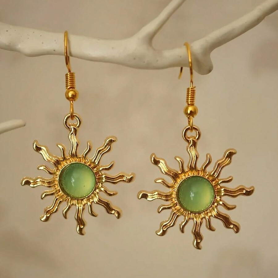 Vergoldete Boho-Hängeohrringe mit Sonnenblume im Barockstil