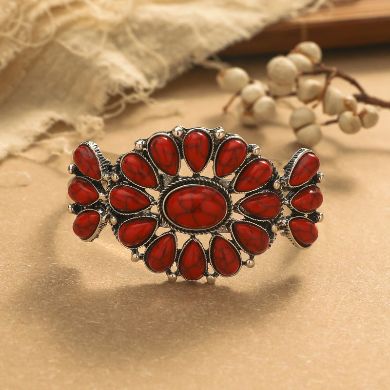 Vintage-Boho-Armband im Retro-Ethno-Stil mit Türkis