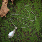 Vintage moonstone pendant necklace