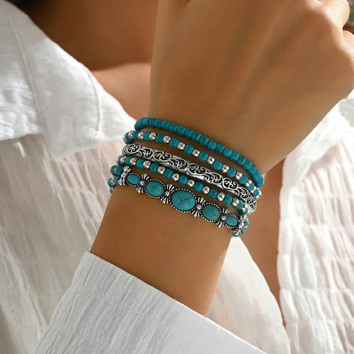 Boho-Armbandset mit Türkisperlen