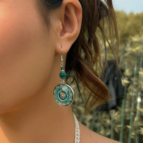 Boho-Hängeohrringe mit Mandala-Glasscheibe