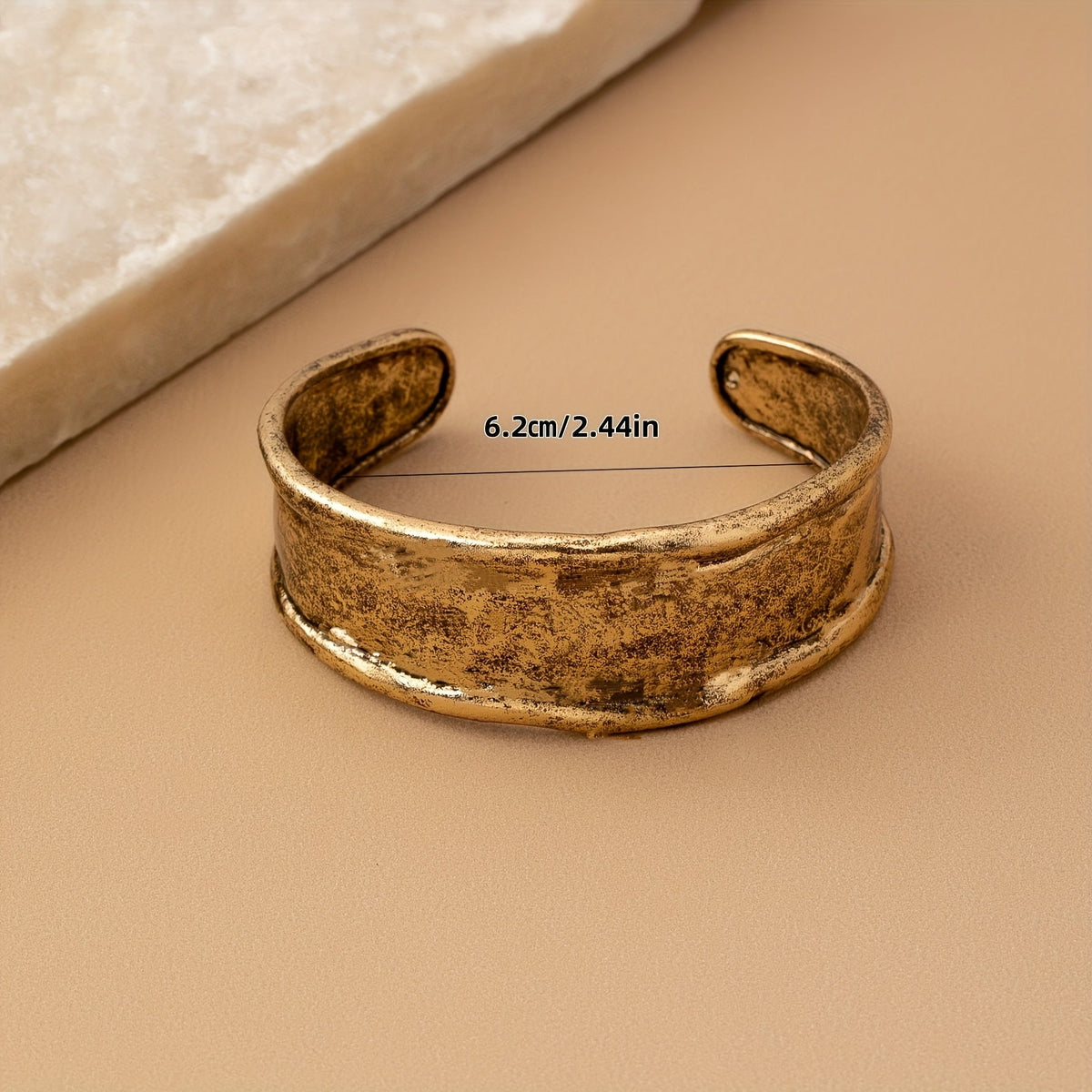 Breiter, minimalistischer Vintage-Armreif, vergoldet